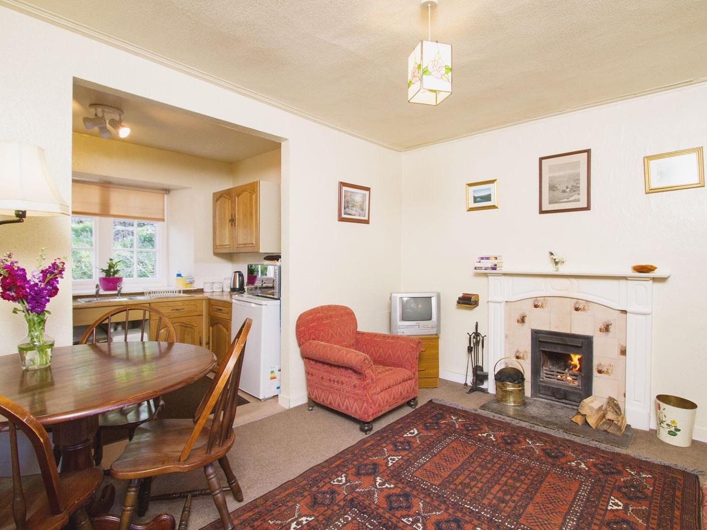 Katys Cottage Balnaboth ภายนอก รูปภาพ